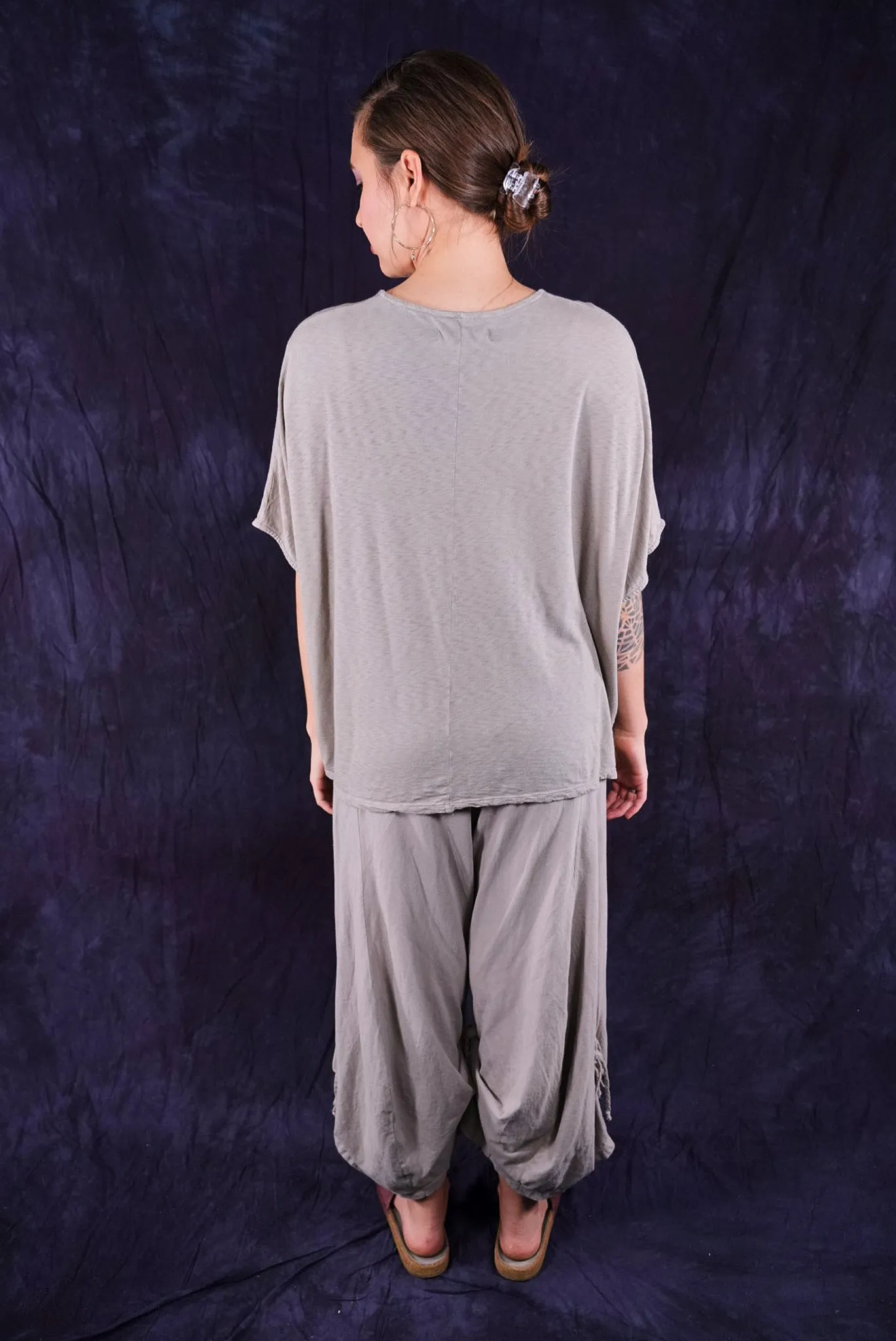 1598-2 Cricket Top Moon Rock-P