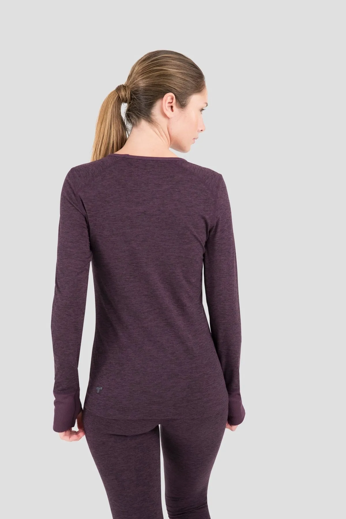 2.0 Women's Cloud Nine Midweight Performance Baselayer Scoop Shirt - W8214