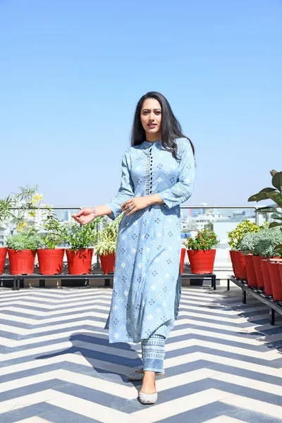 AAHELI GREY PRINTED HANDWORK KURTA WITH PANT SET