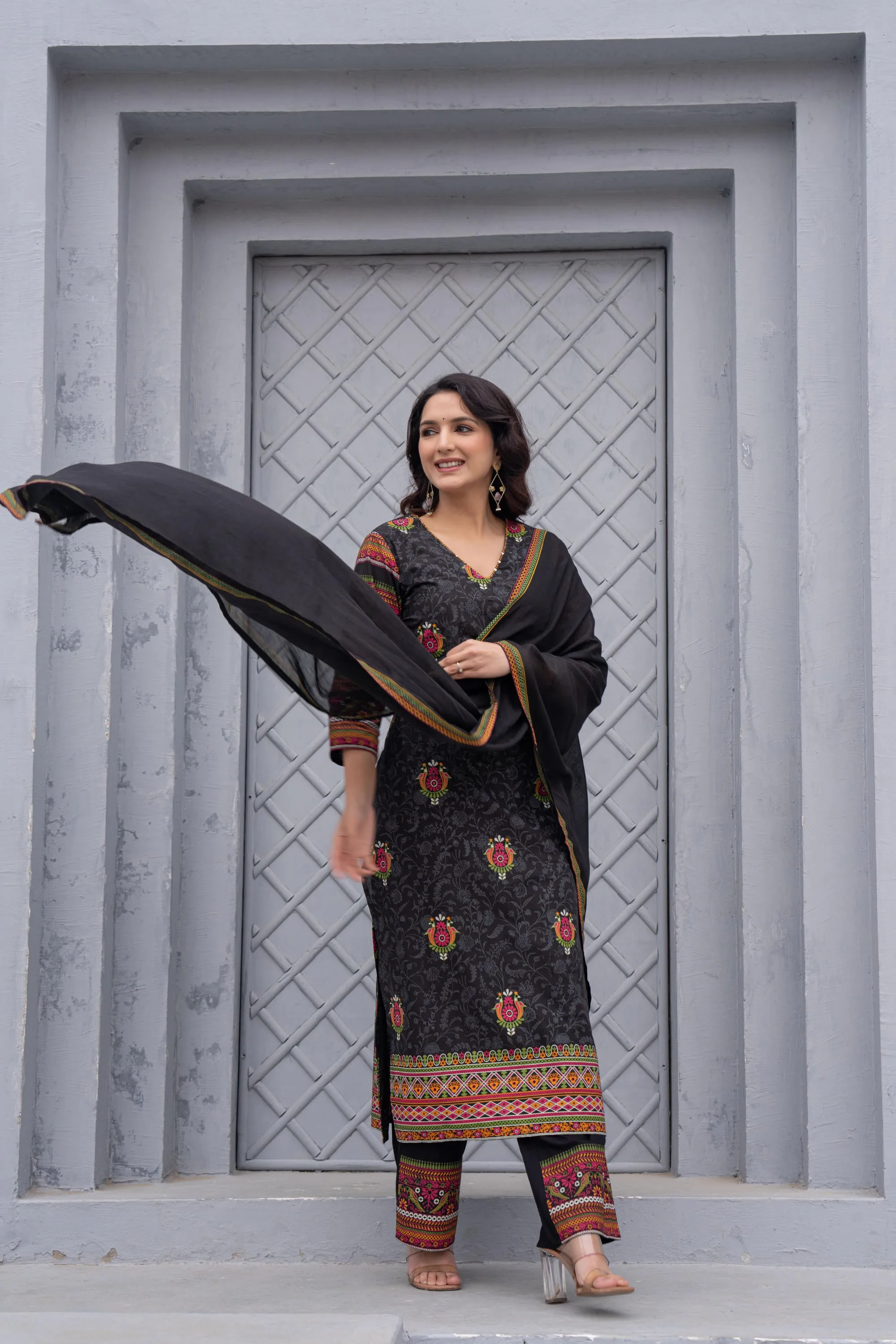 Black Floral Printed Cotton Kurta Set With Thread Work & Sequins