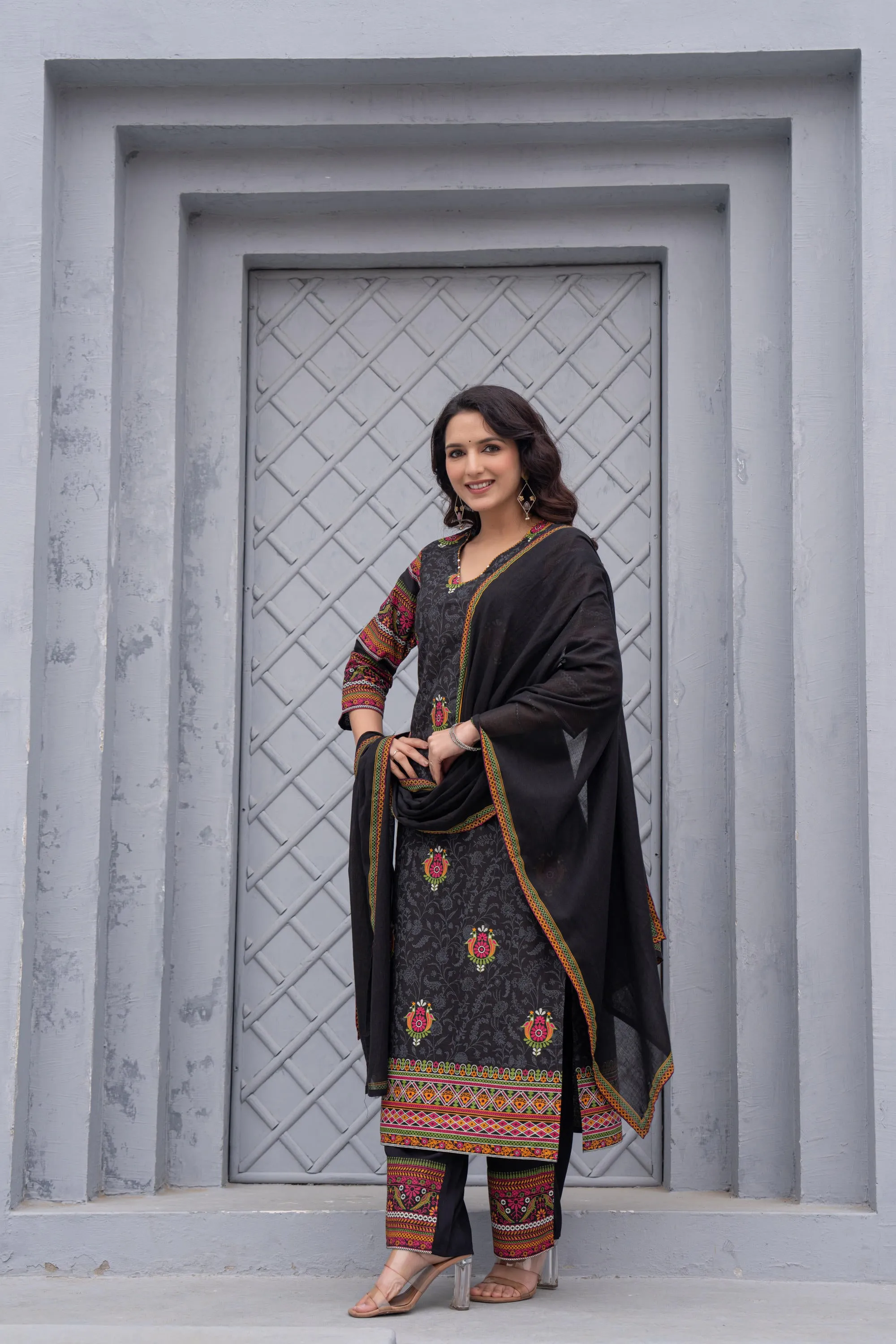 Black Floral Printed Cotton Kurta Set With Thread Work & Sequins