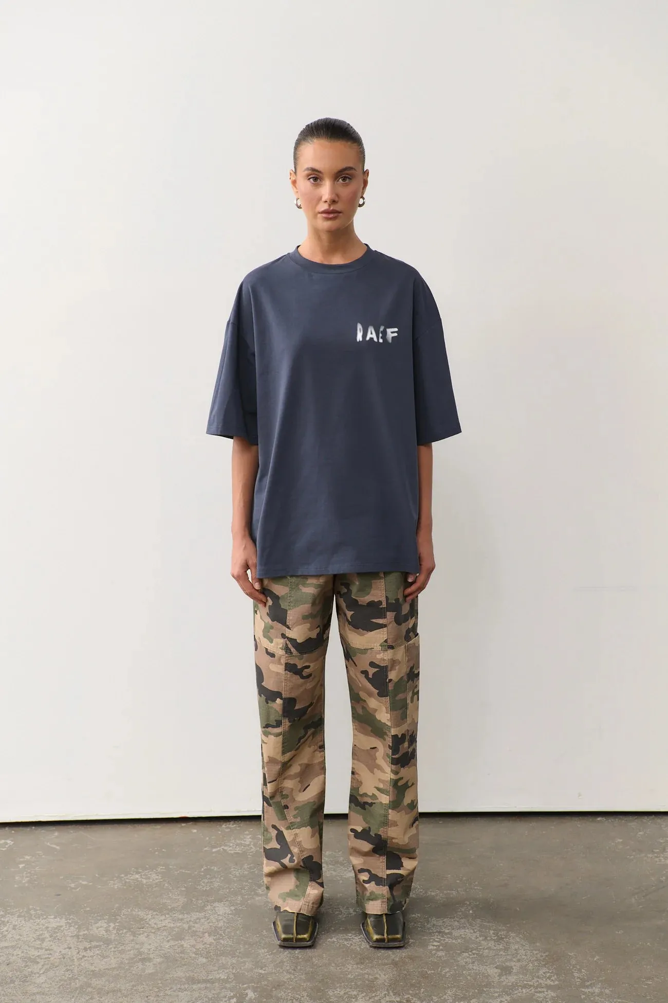 Blurred Raef Tee Washed Black