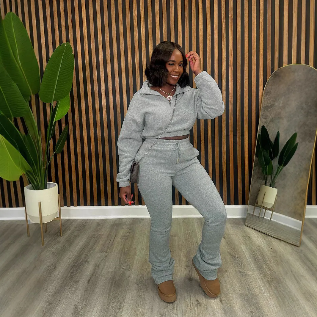Cozy Zipper Hoodie and Pants Sports Two-Piece Set for Fall and Winter Style