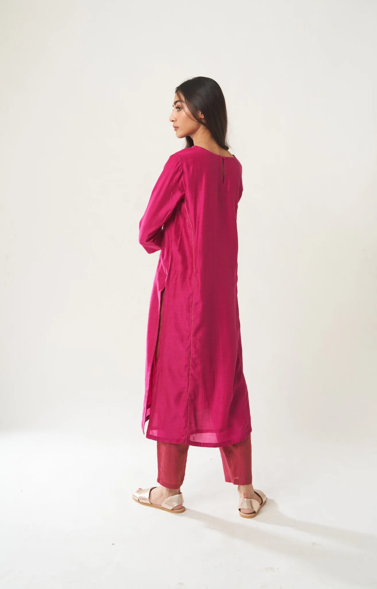 Dot   I   Kurta-Pants-And-Dupatta-5