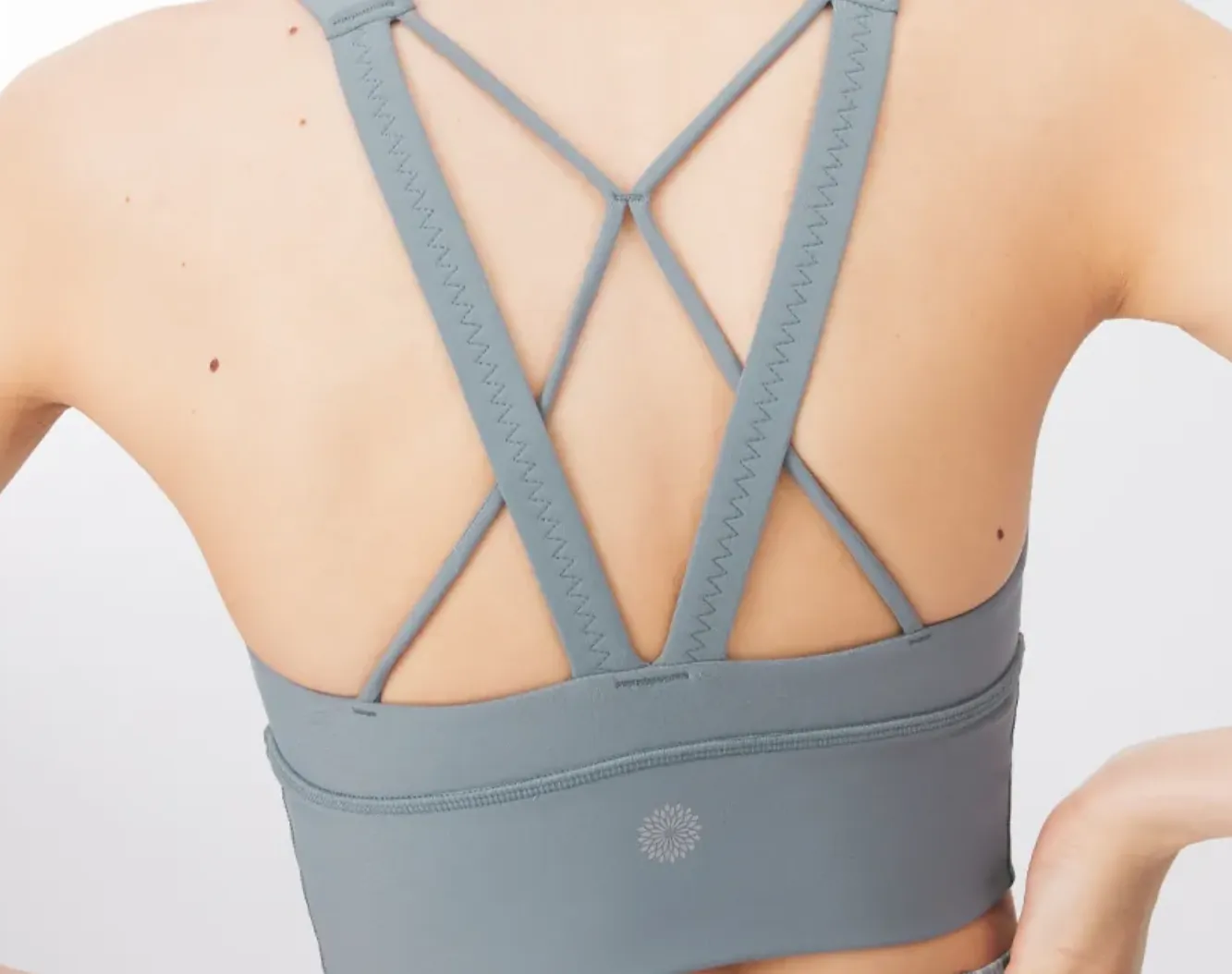 easyoga Lespiro Crew Neck Cropped Tank - Pale Green