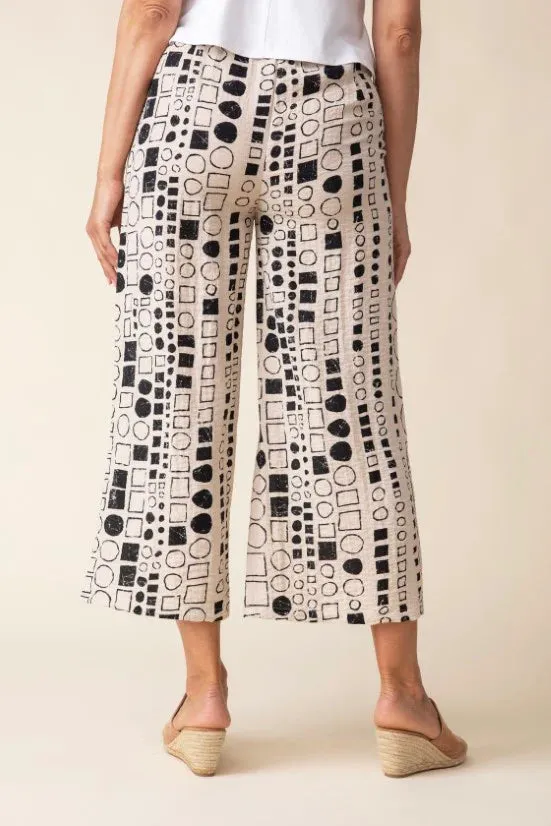 Express Travel Circle Crop Pant