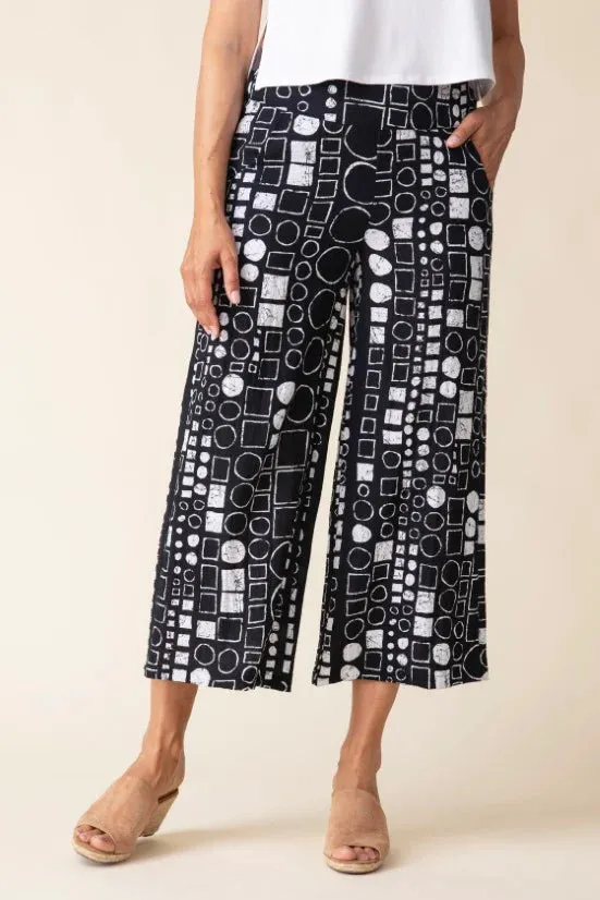 Express Travel Circle Crop Pant