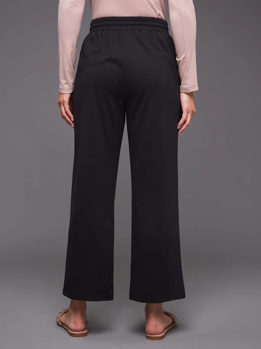 EYELET DRAWSTRING BOTTOM- BLACK