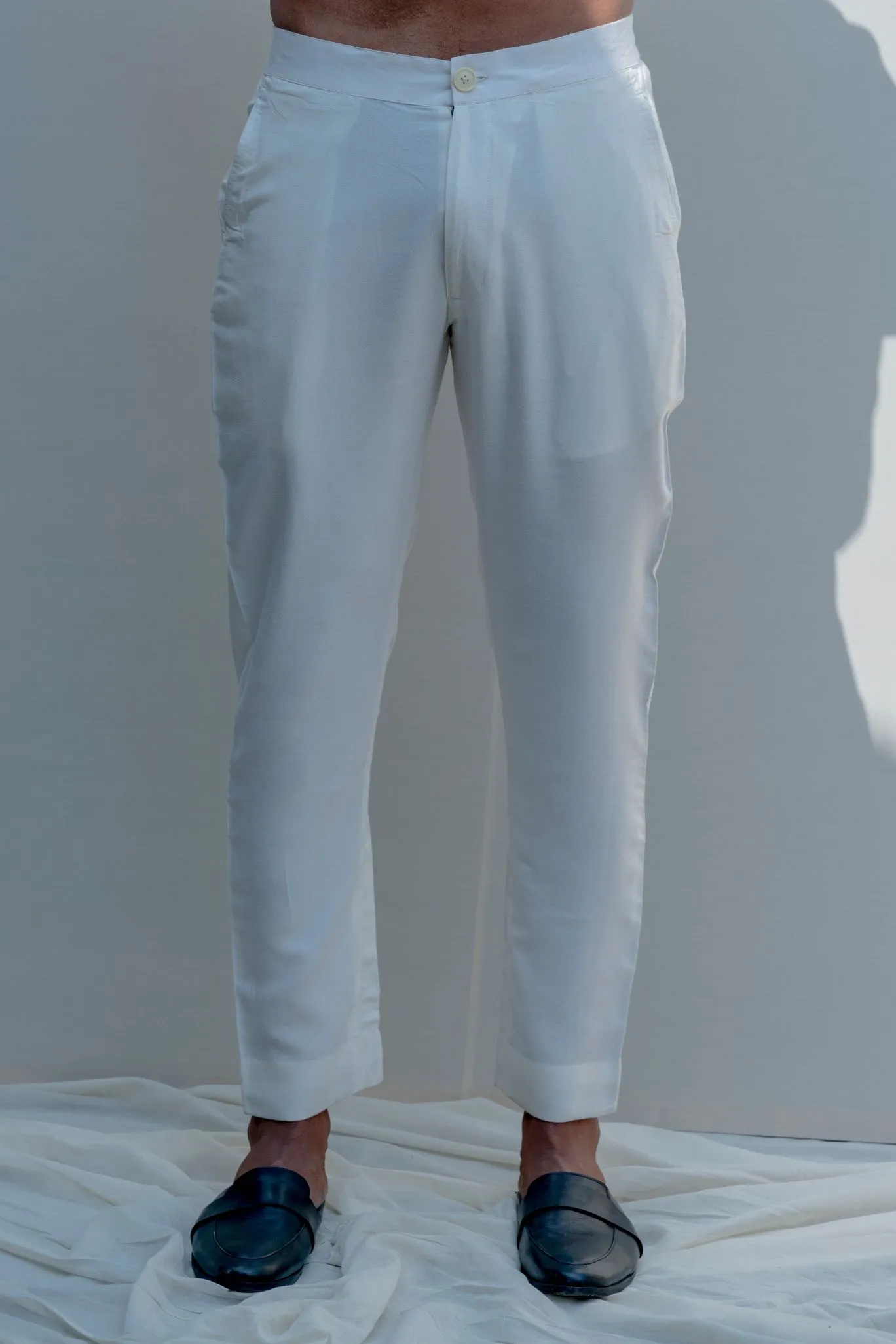 Gitano - Off-White Embroidered Nehru Jacket with Kurta Set