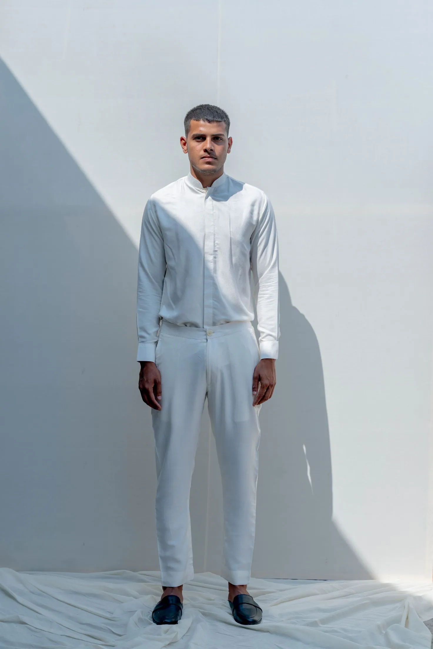 Gitano - Off-White Embroidered Nehru Jacket with Kurta Set