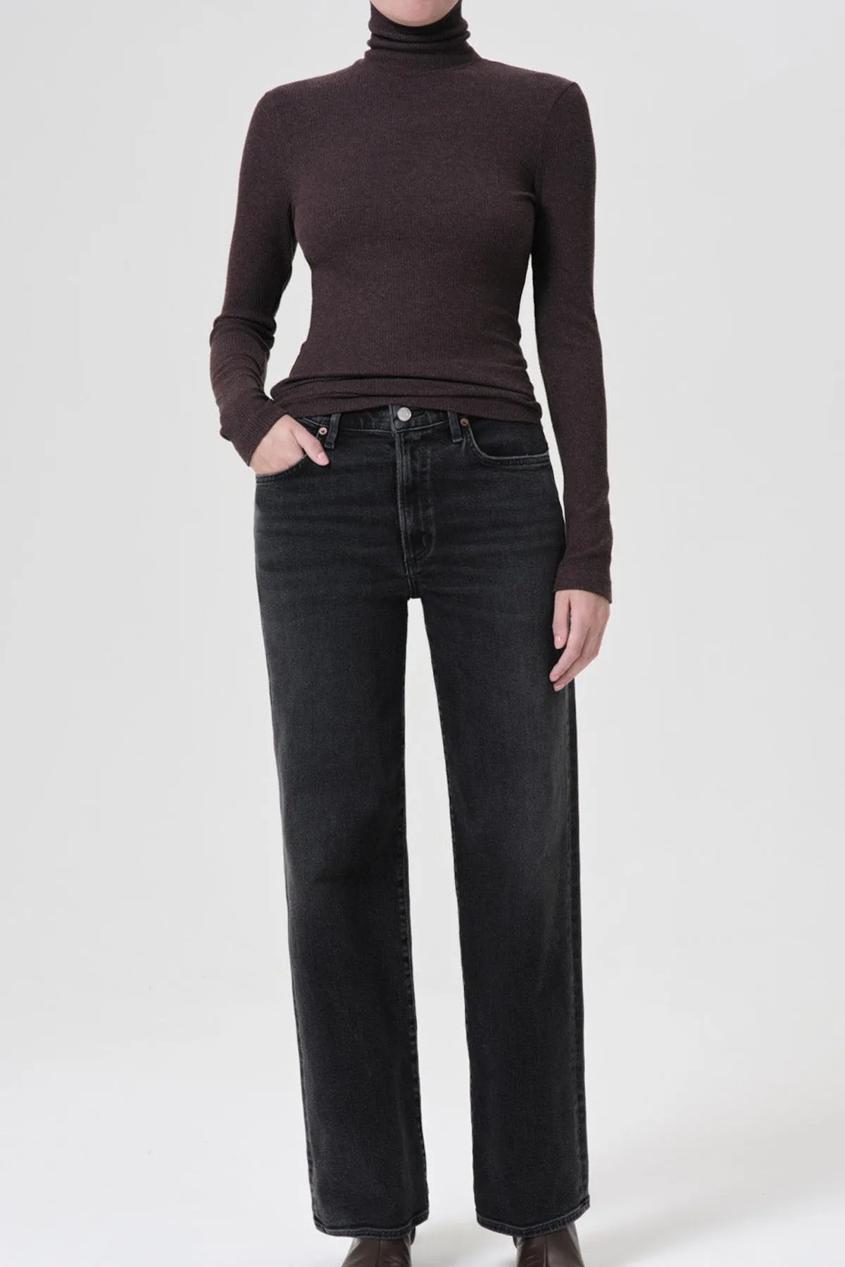 Harper Straight Jean in Hush