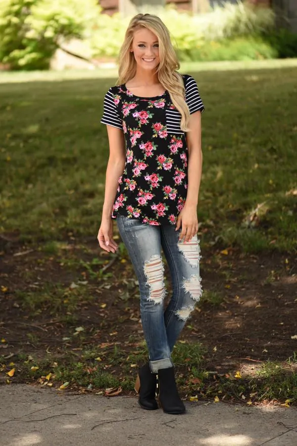 House Party Floral Pocket Top ~ Black