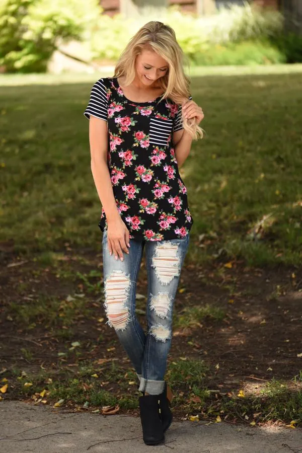 House Party Floral Pocket Top ~ Black