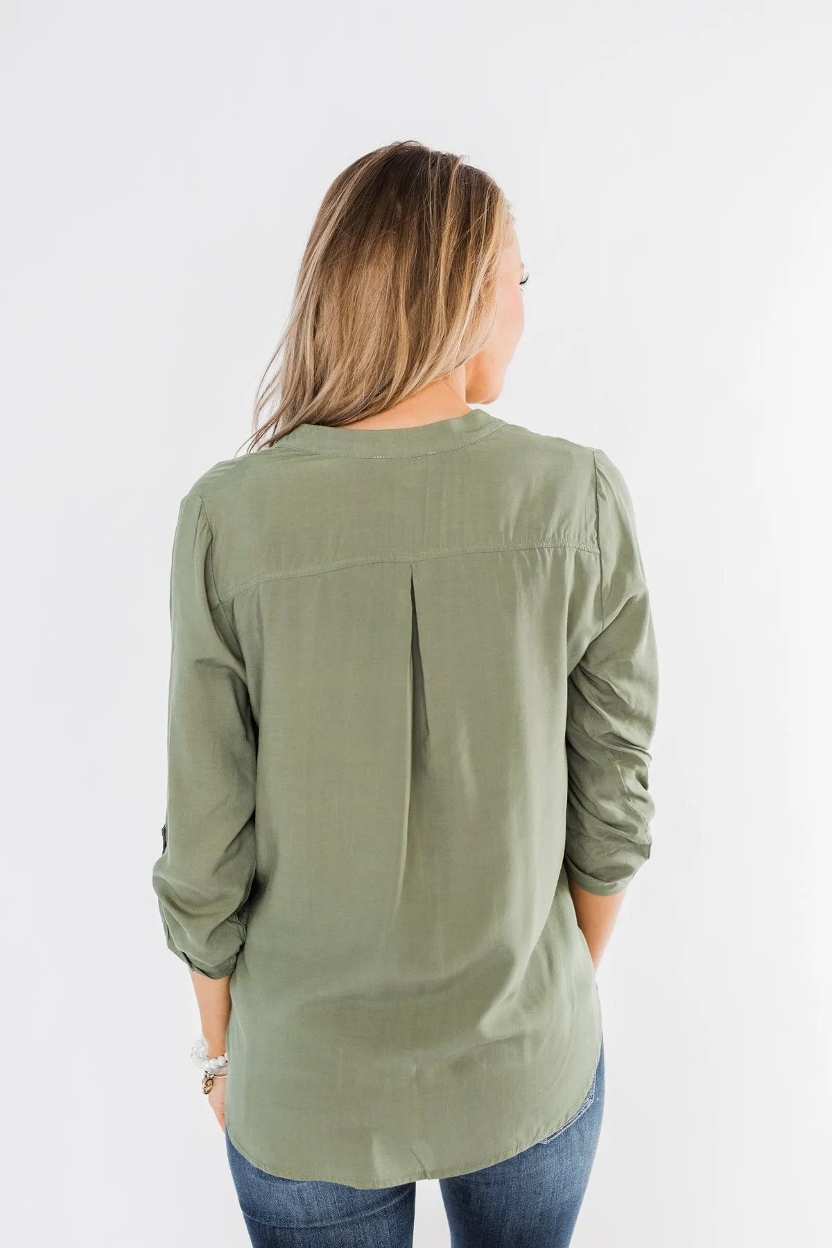 In My Sight V-Neck Pocket Top- Olive