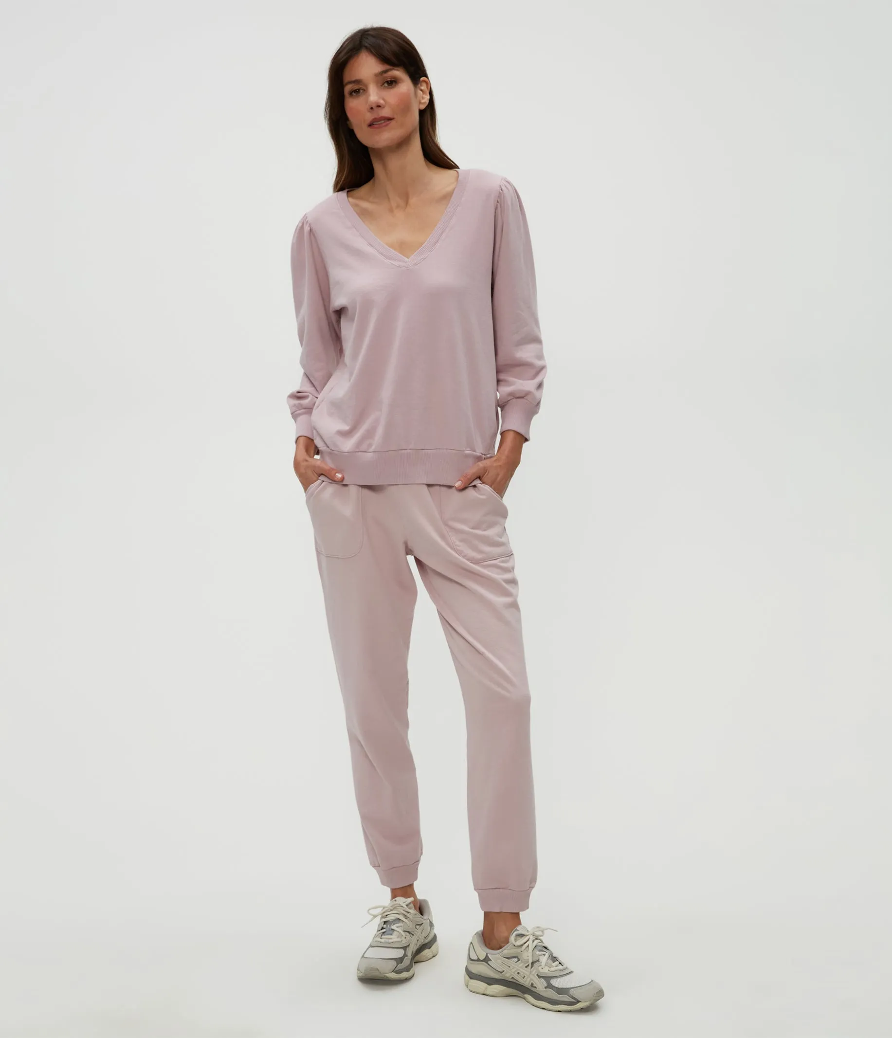 Kit V-Neck Sweatshirt