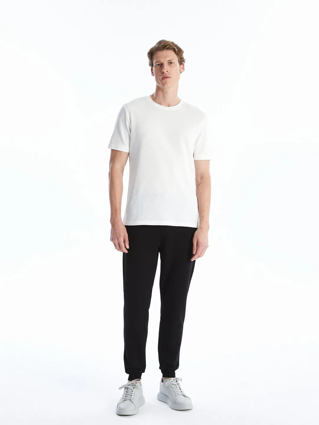 LCWAIKIKI Classic

New Black Standard Fit Men's Jogger Sweatpants