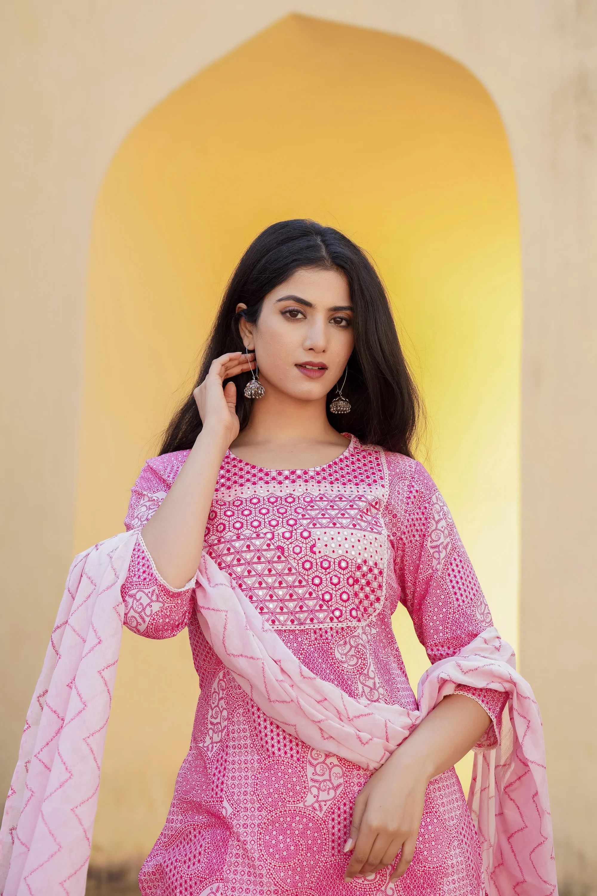 Light Pink Ethnic Motif Printed Kurta Pant And Dupatta Set With Mirror & Thread Work
