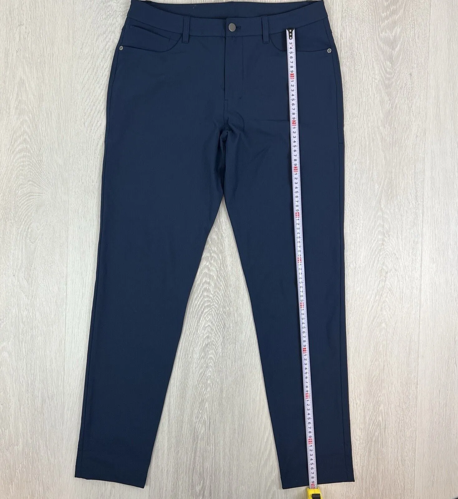 Lululemon Men’s Navy Blue Tapered Casual Pants Size 32