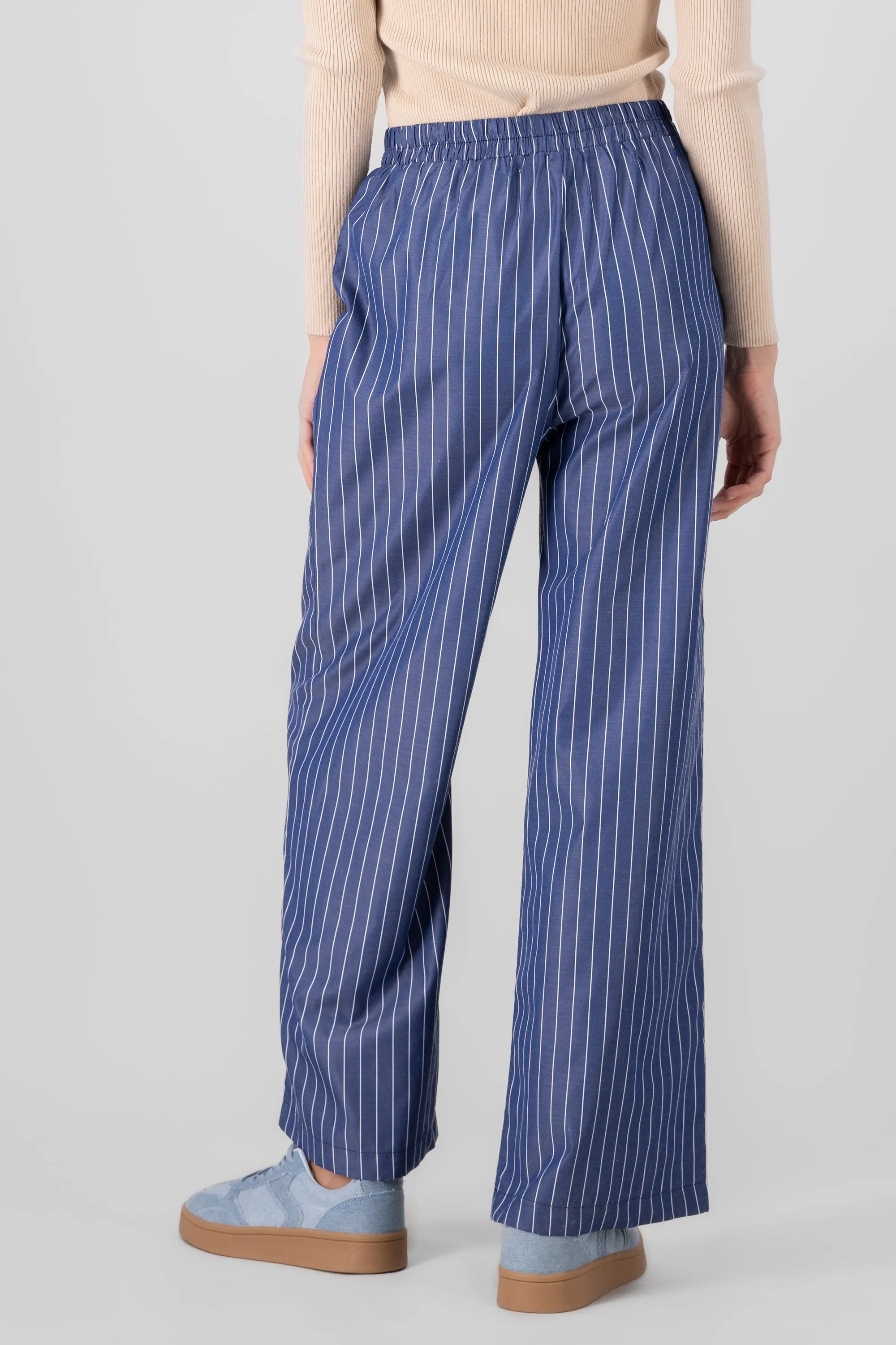 Pantalon amplio rayas delgadas