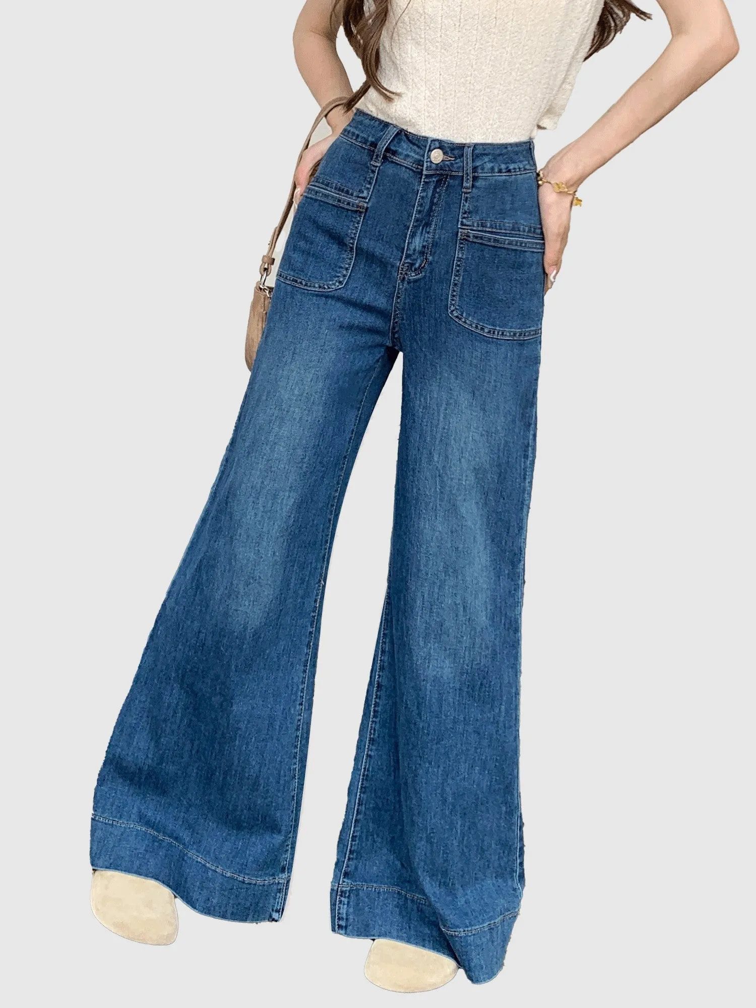 Patch Pocket Flared Denim