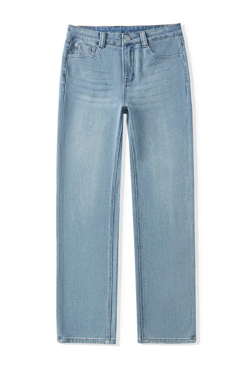 Ribbed Henley Top & High-Waisted Jeans Outfit