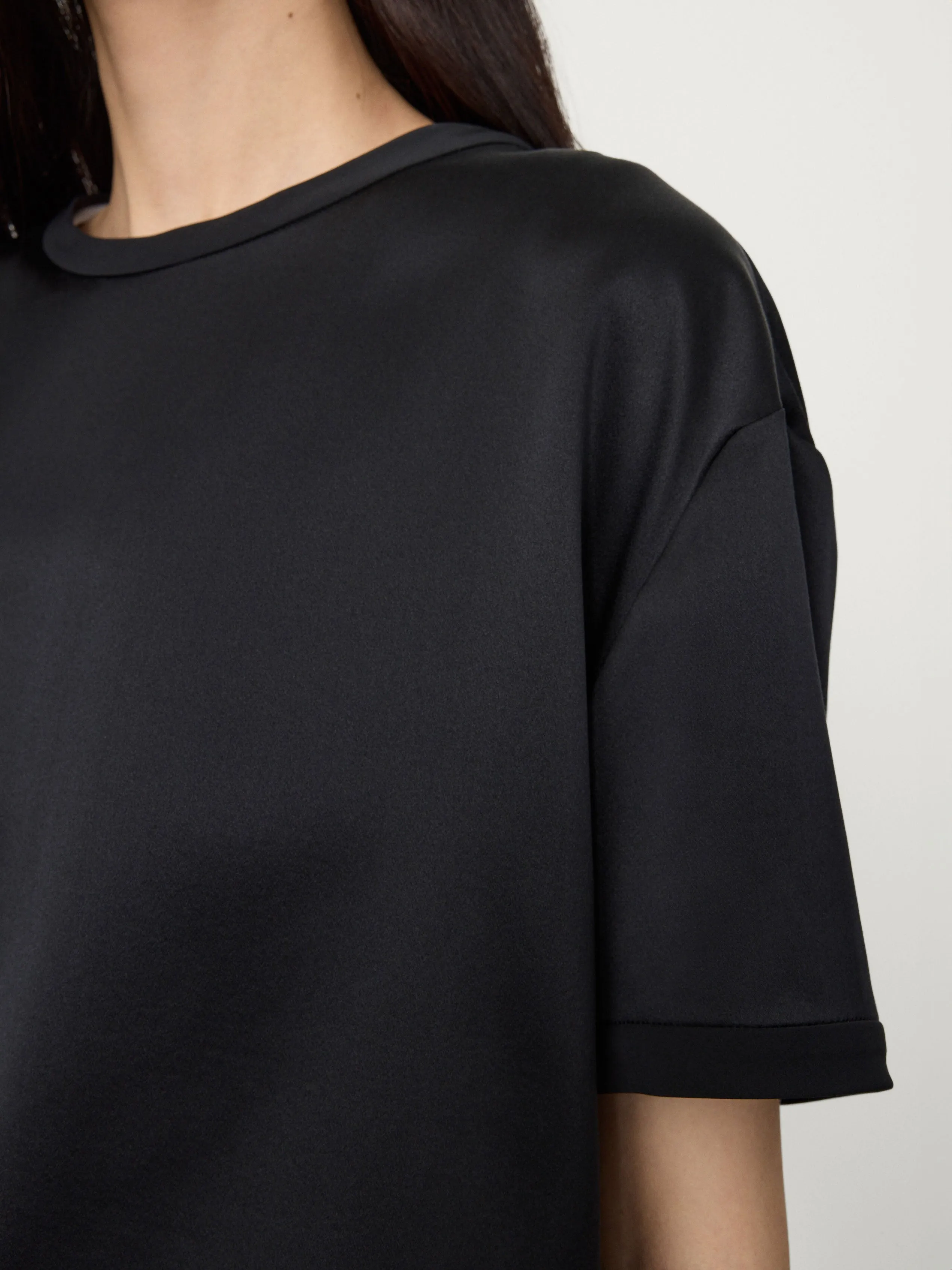 Round Neck T-Shirt