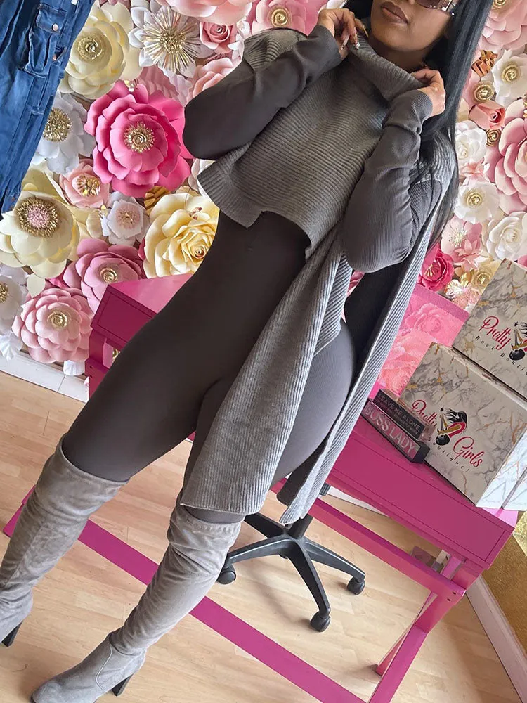 Slit Asymmetrical Turtleneck Tops