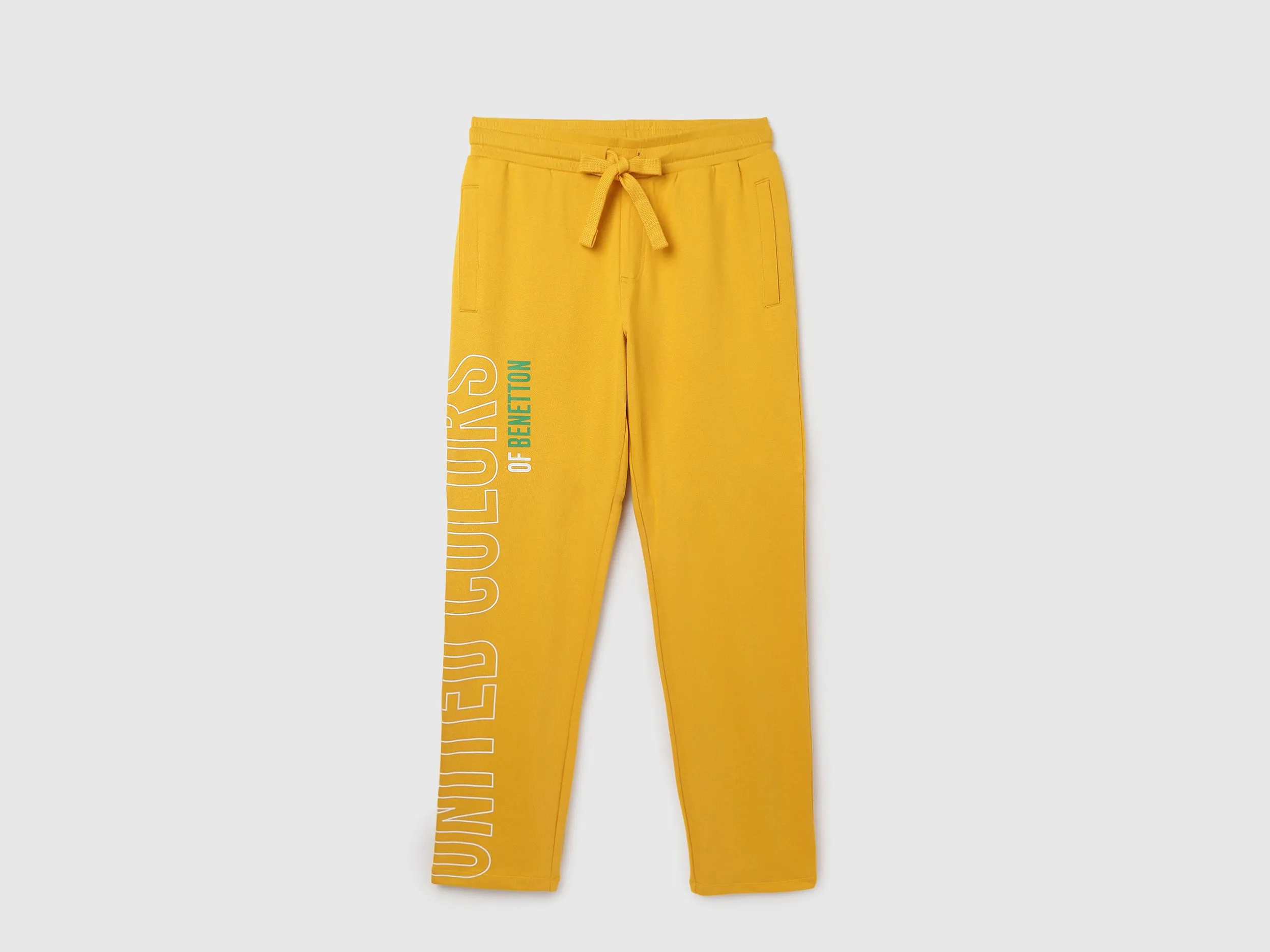 Solid Regular Fit Trackpants