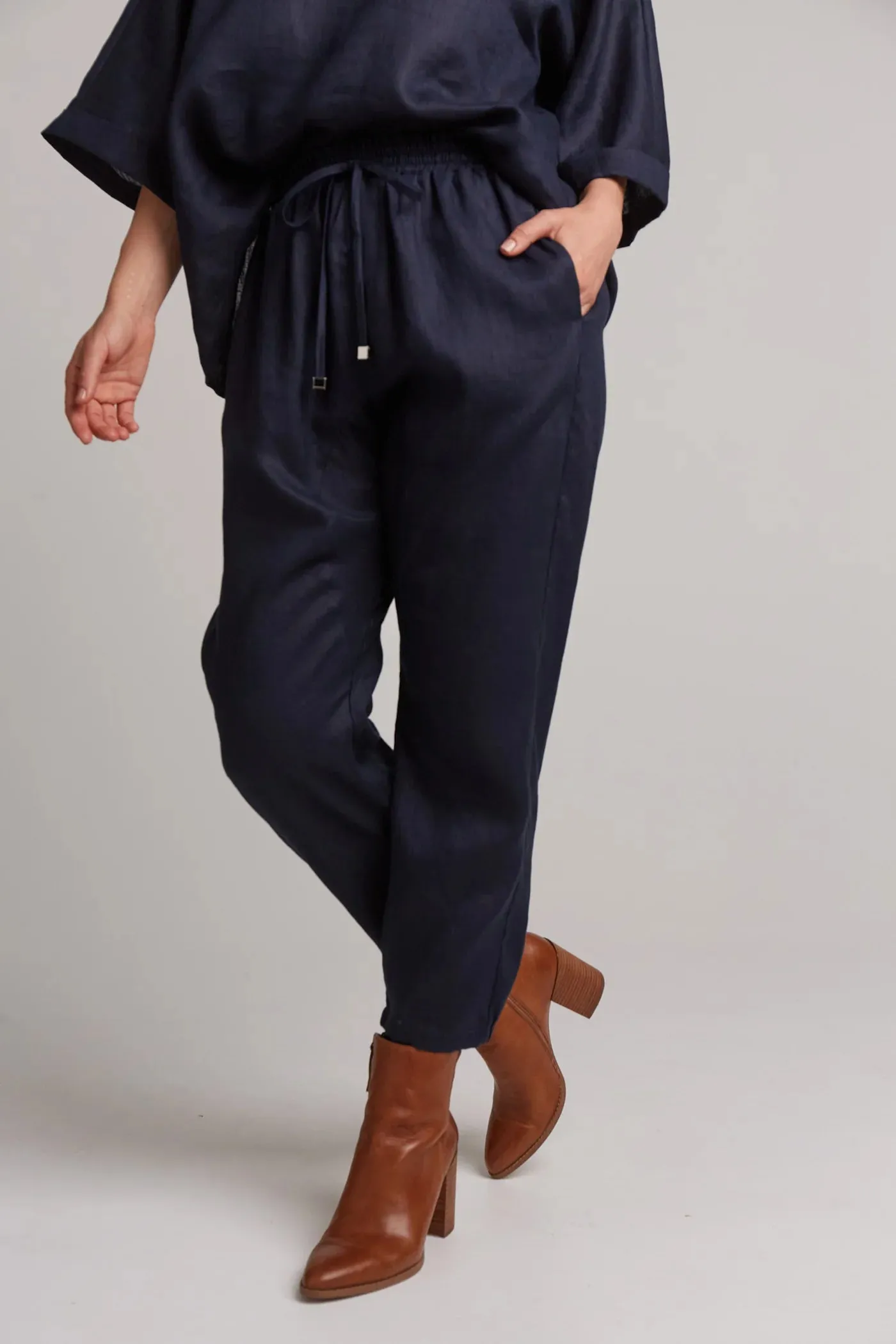 Studio Relaxed Pant