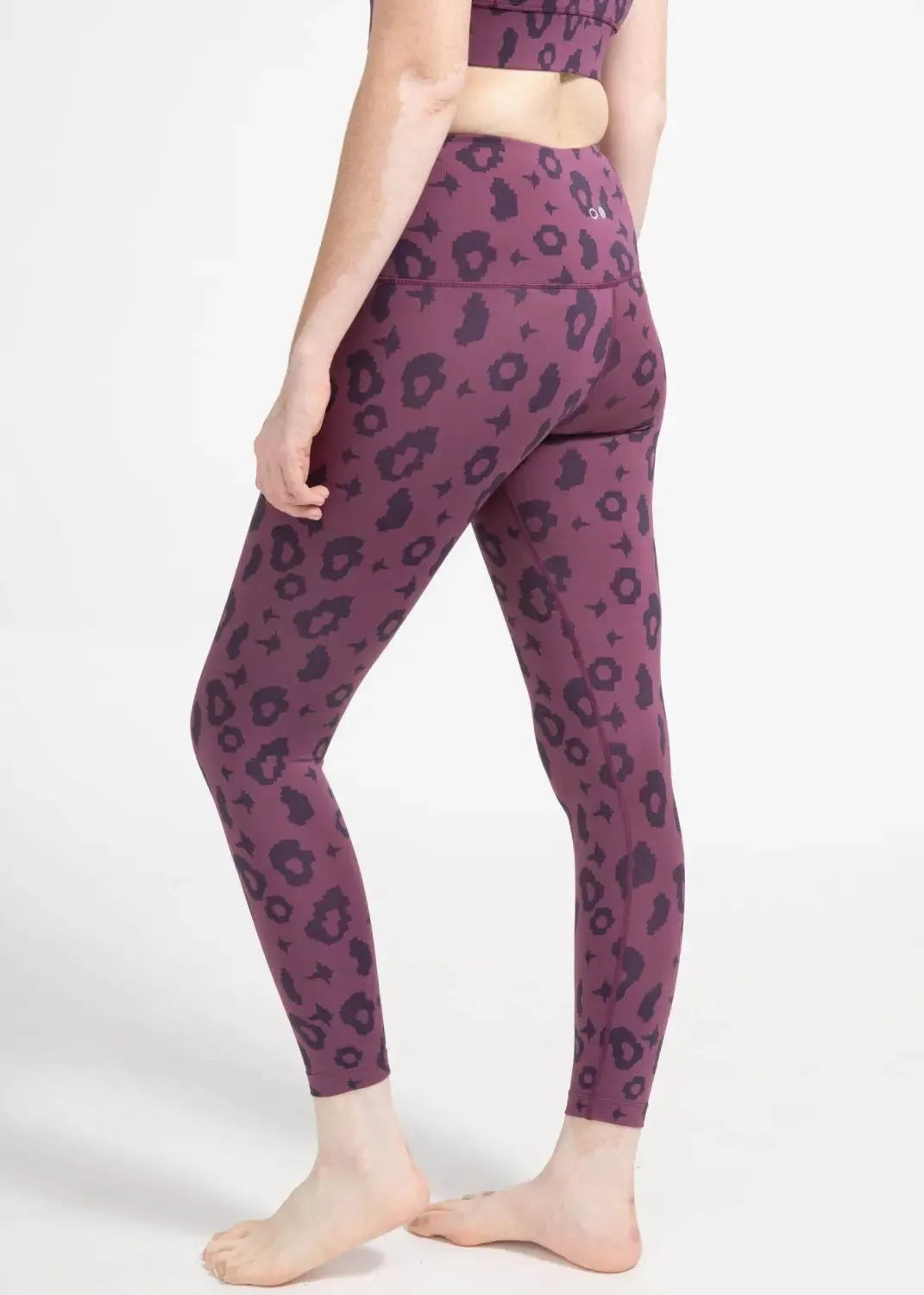 Surf & Yoga Leggings in Lila Leopard