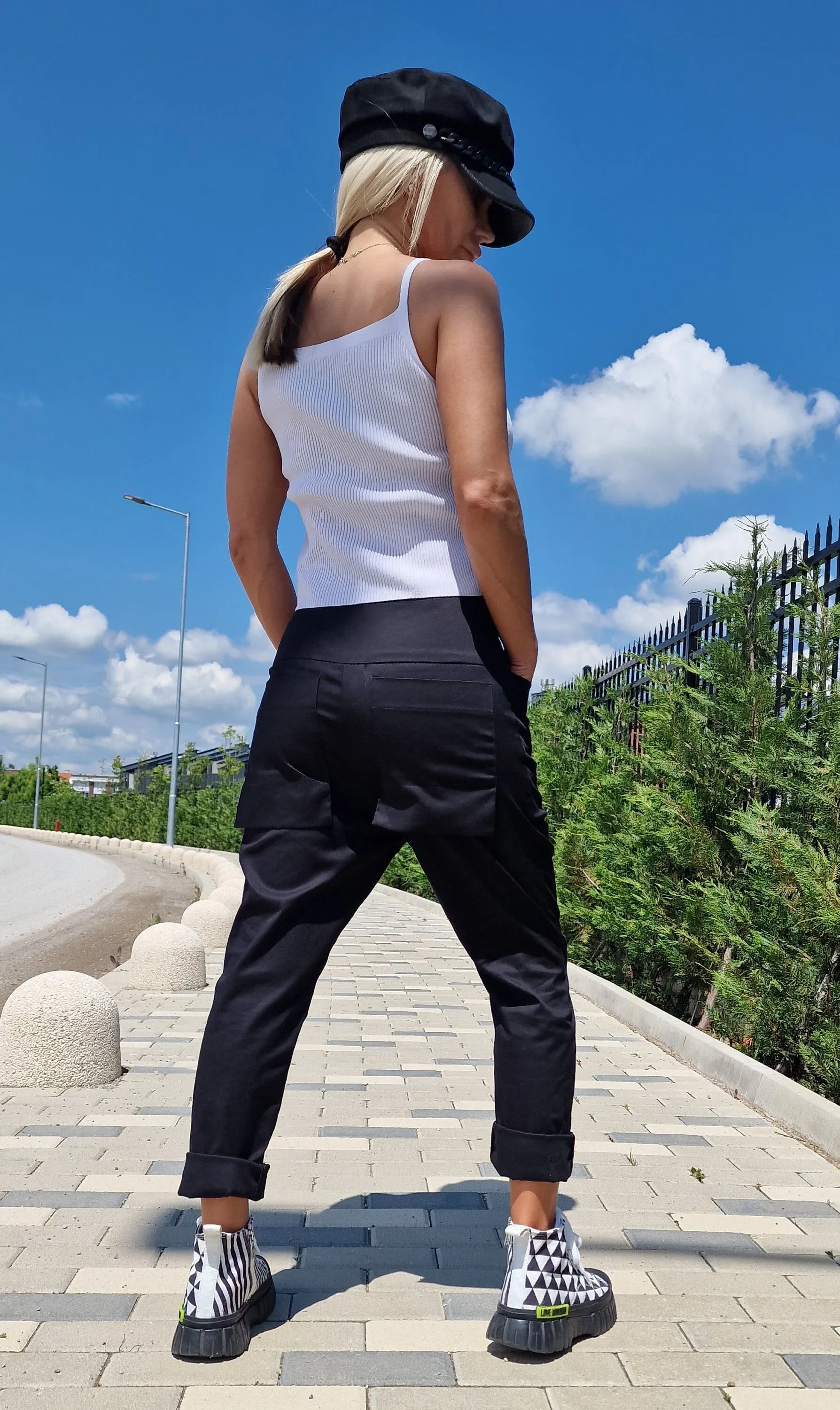 Women Black Pants/ Black Tapered Pants/Volume Pockets Pants/Drop Crotch Pants