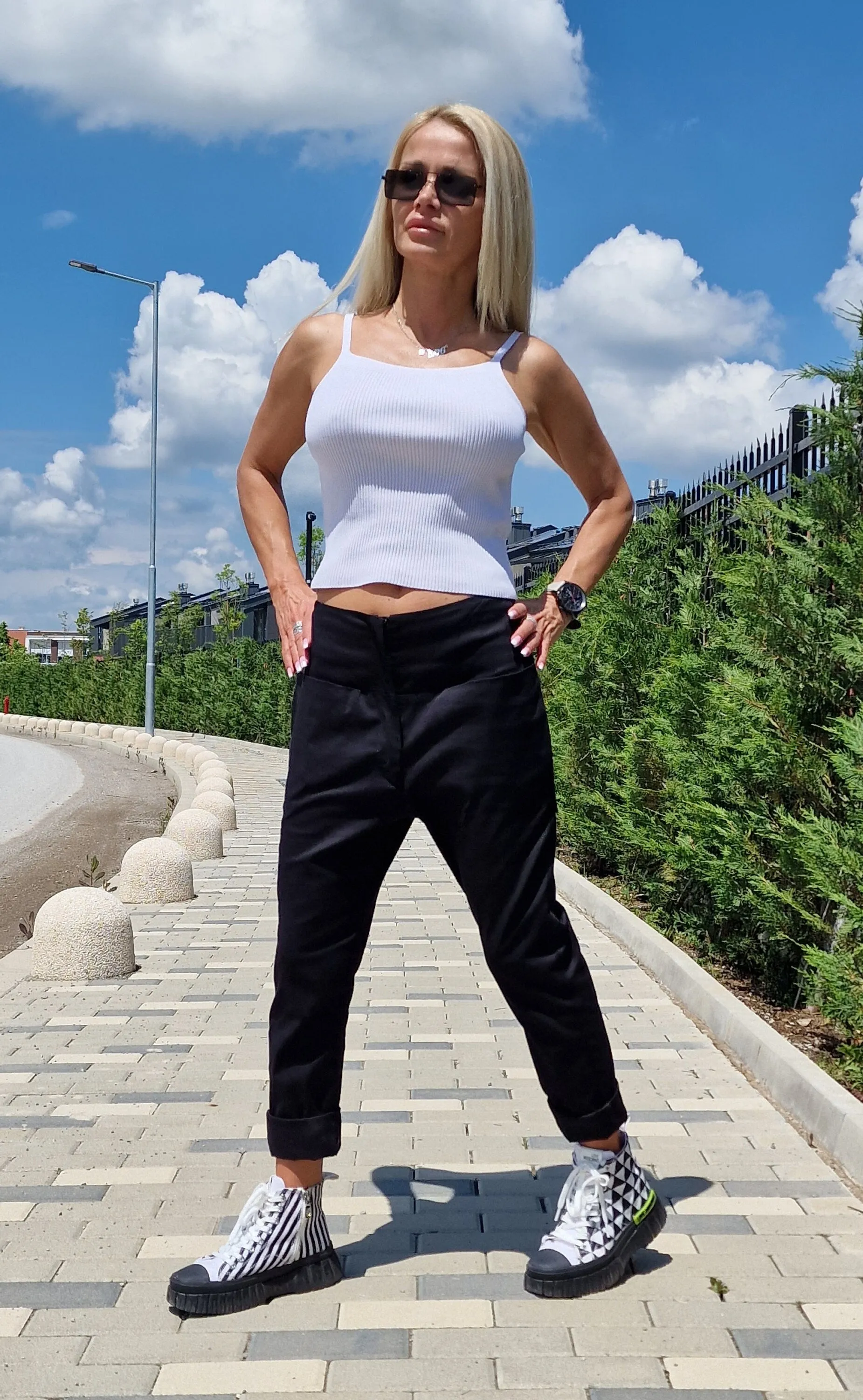 Women Black Pants/ Black Tapered Pants/Volume Pockets Pants/Drop Crotch Pants