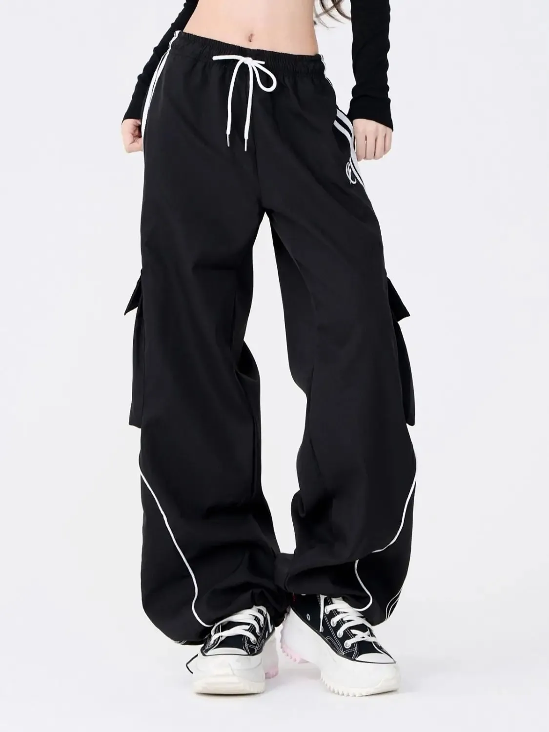 Zina Wide-Leg Cargo Pants